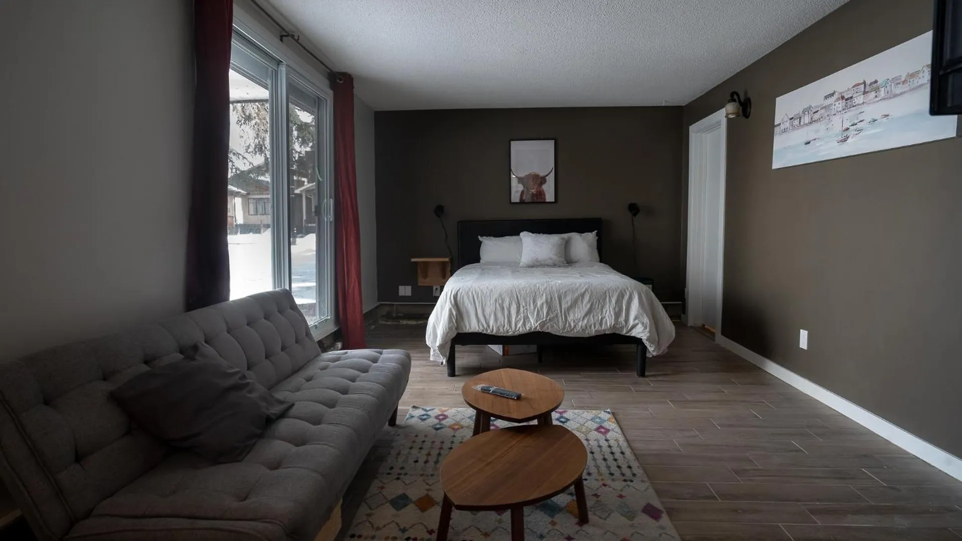 One Bedroom Condo Near Whyte Ave Close To University Edmonton Canada